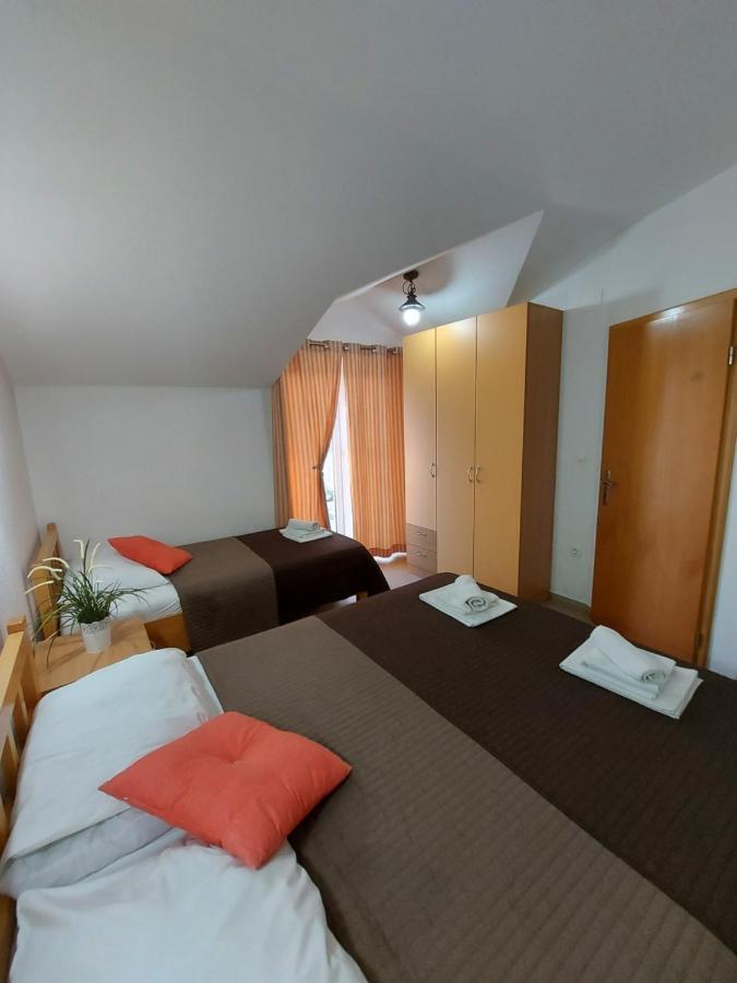 Guest House As โวดีเซ ภายนอก รูปภาพ