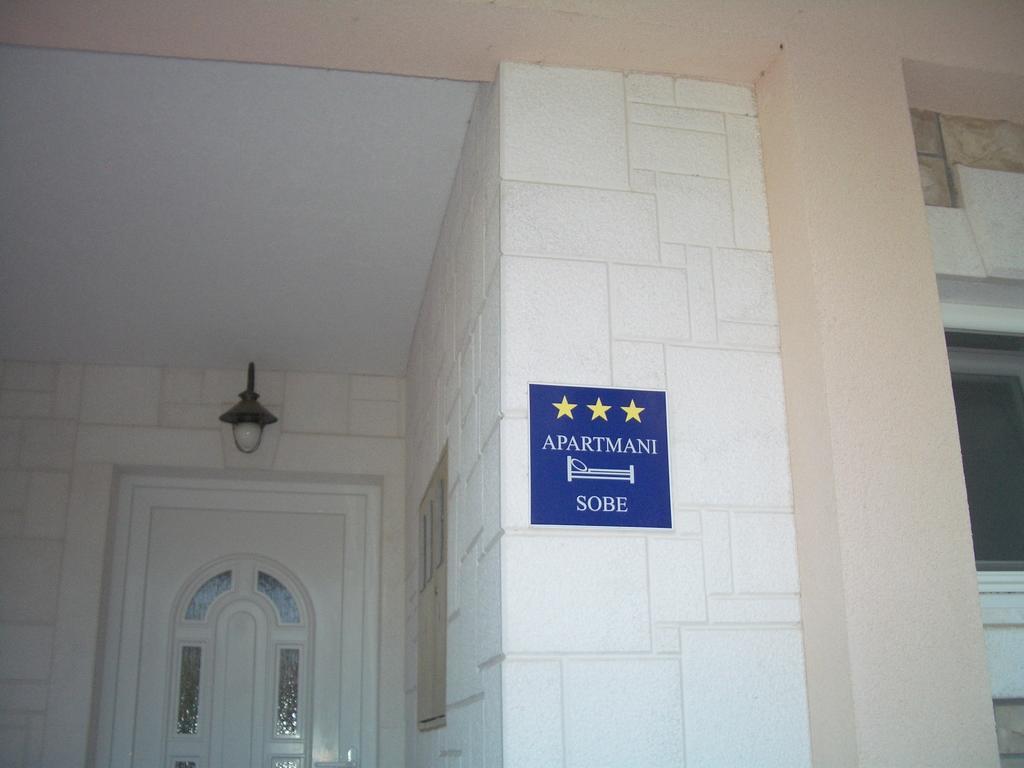 Guest House As โวดีเซ ภายนอก รูปภาพ