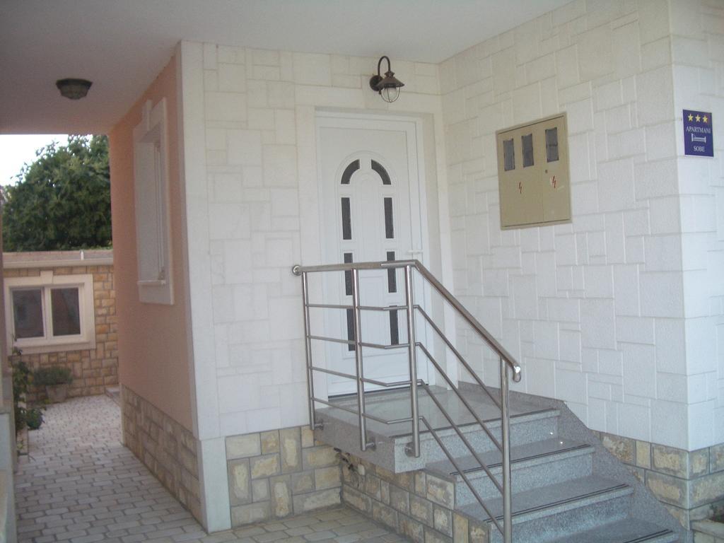 Guest House As โวดีเซ ภายนอก รูปภาพ