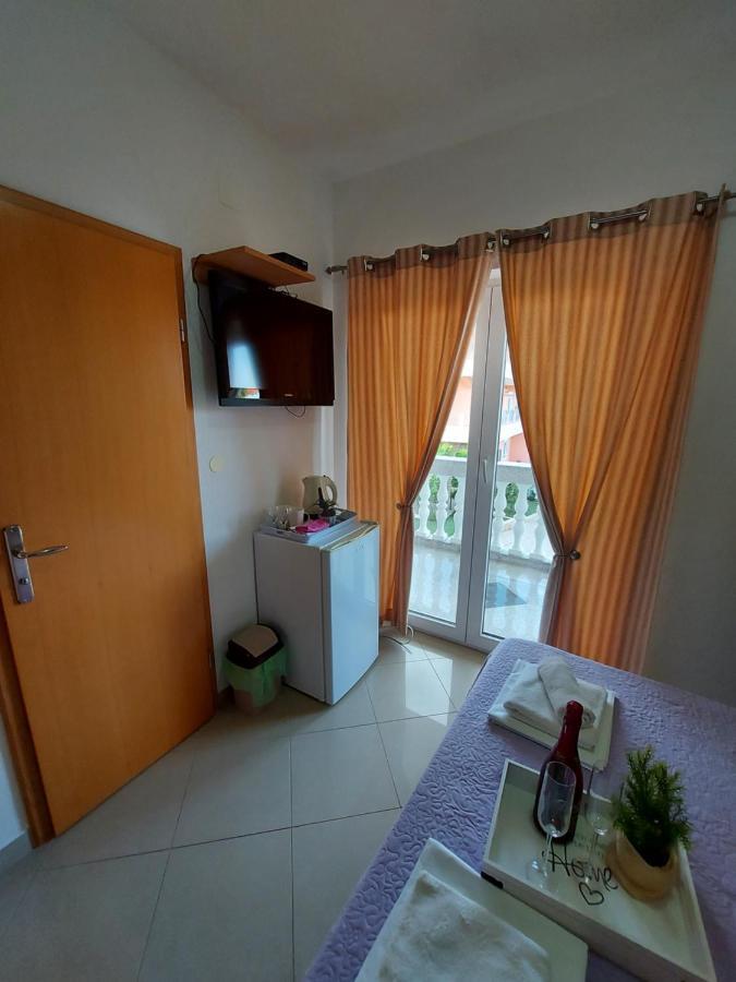 Guest House As โวดีเซ ภายนอก รูปภาพ