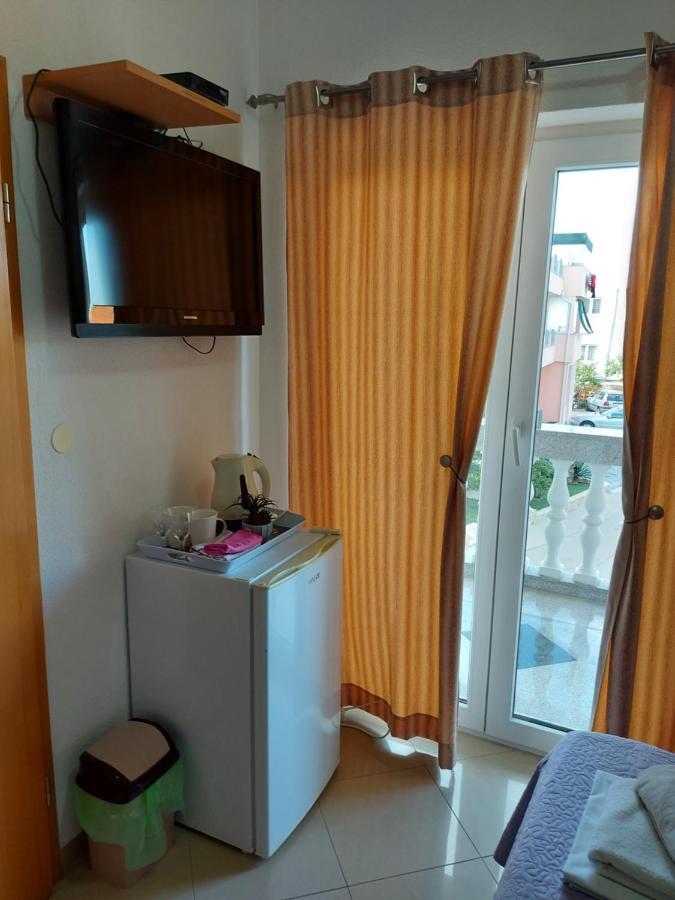 Guest House As โวดีเซ ภายนอก รูปภาพ