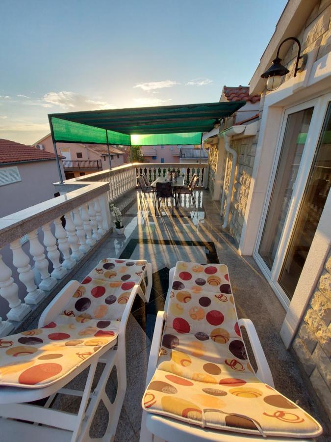 Guest House As โวดีเซ ภายนอก รูปภาพ